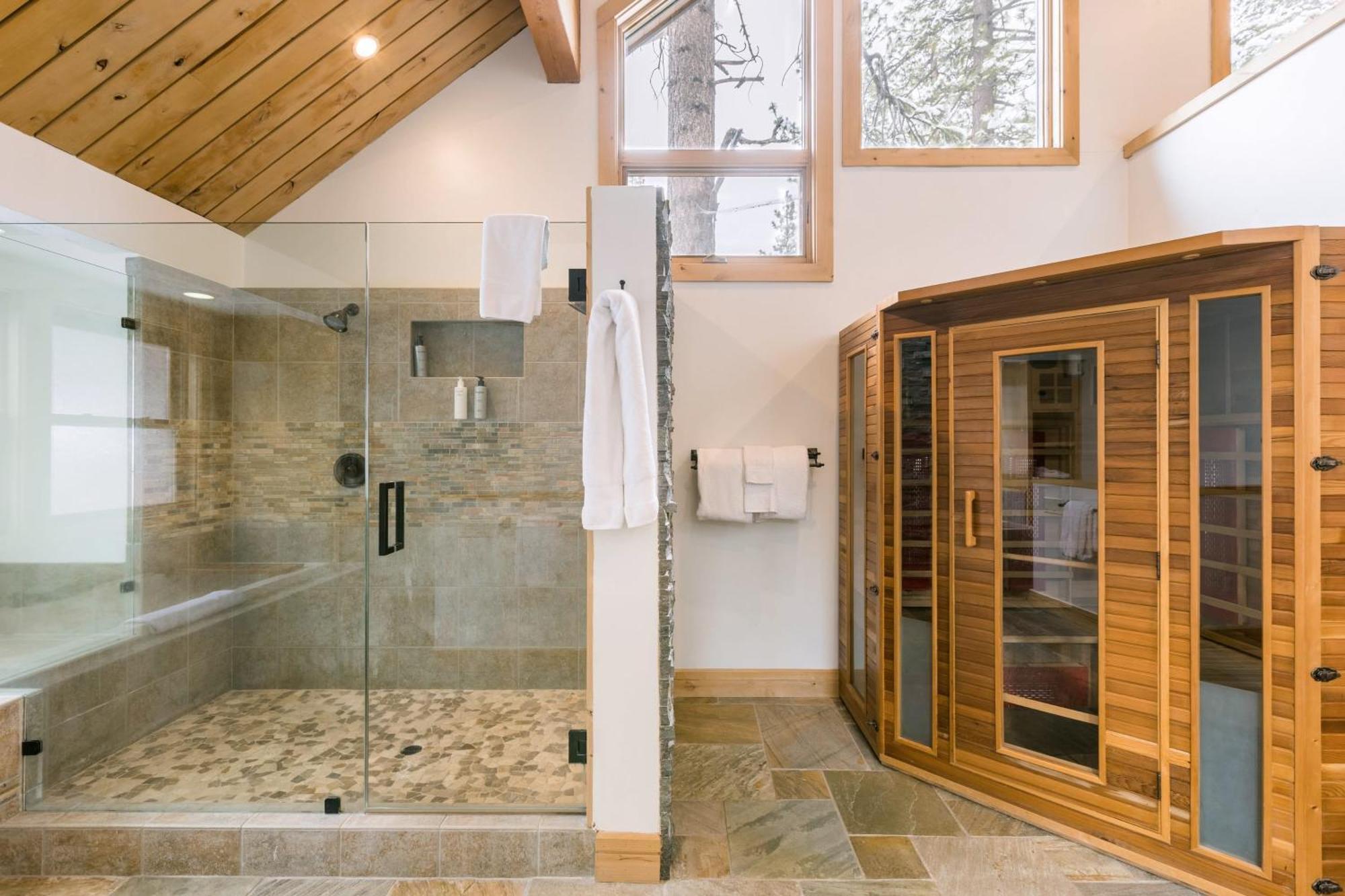 Coyote Moon By Avantstay Cabin Wsauna Mins From Dt Truckee Northstar エクステリア 写真