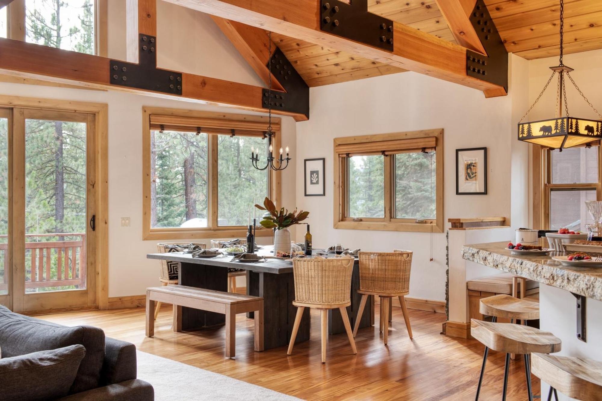 Coyote Moon By Avantstay Cabin Wsauna Mins From Dt Truckee Northstar エクステリア 写真